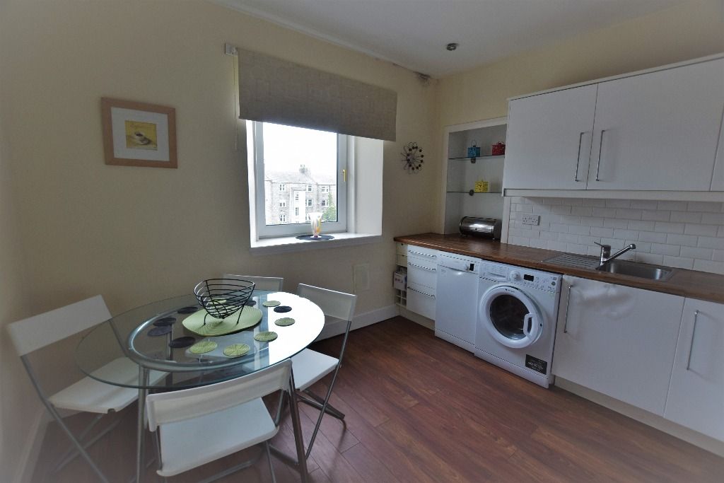 Property photo 2 of 8 Photo 2