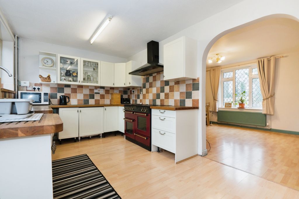 Property photo 3 of 17 Photography