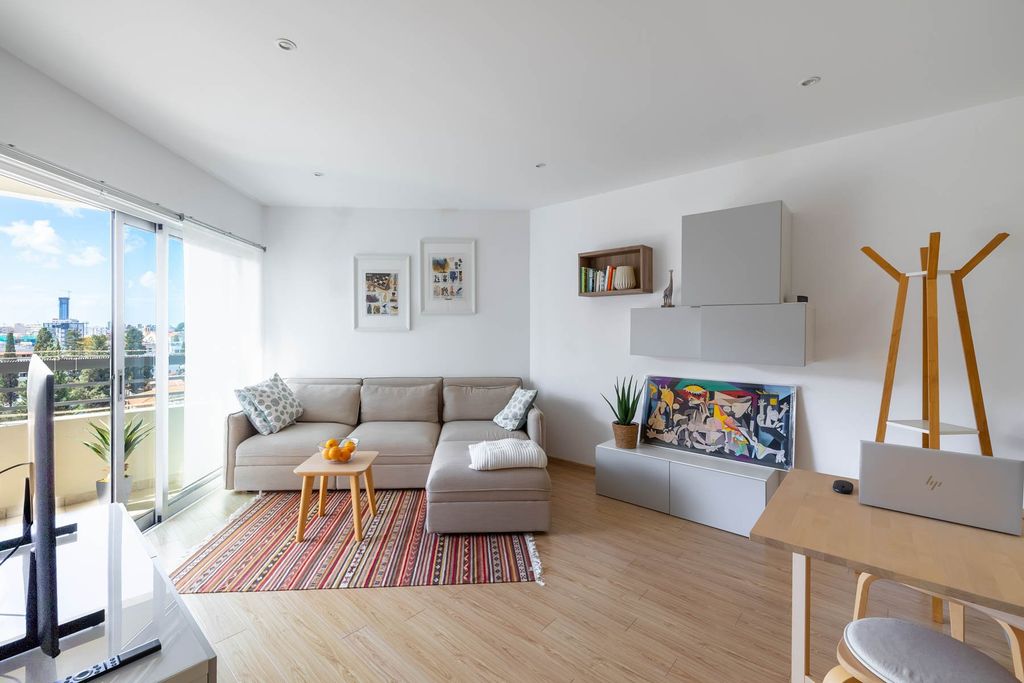 Property photo 1 of 30