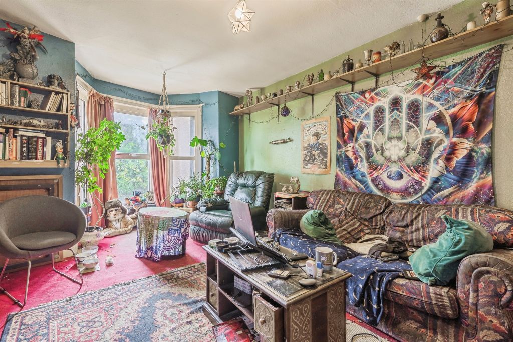 Property photo 3 of 15