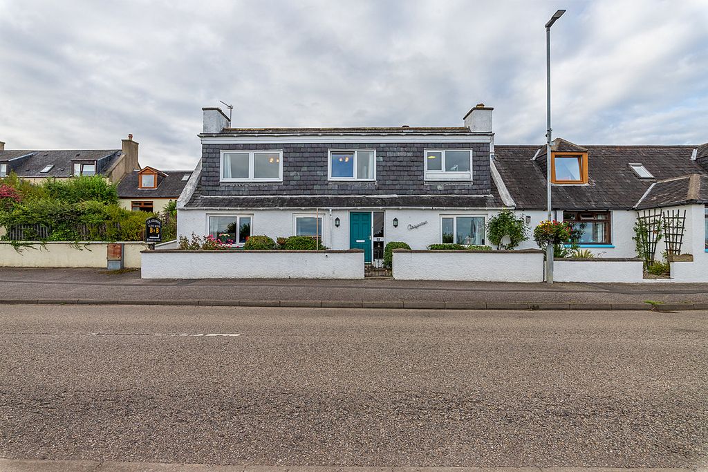 Property photo 1 of 47
