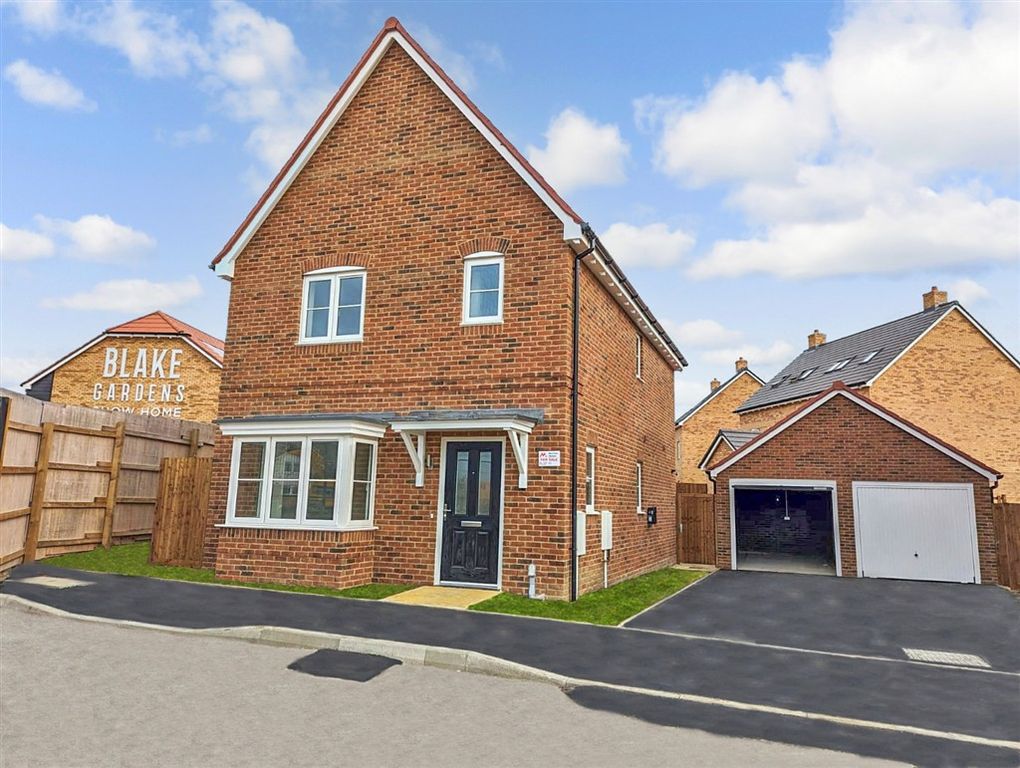 Property photo 2 of 13 Front Example