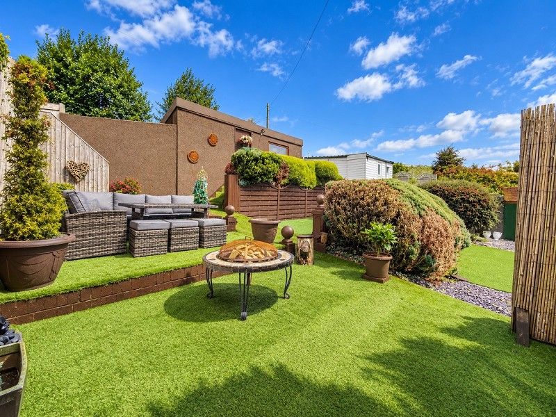 Property photo 2 of 32 Rear Garden