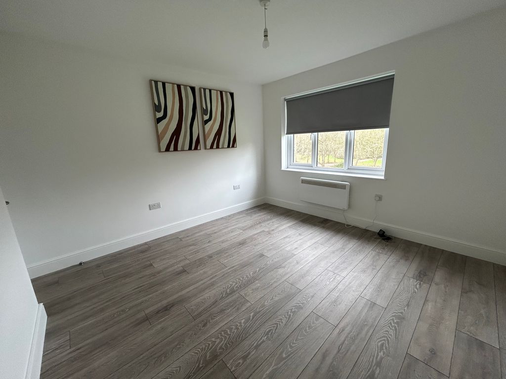 Property photo 3 of 5 Living Room