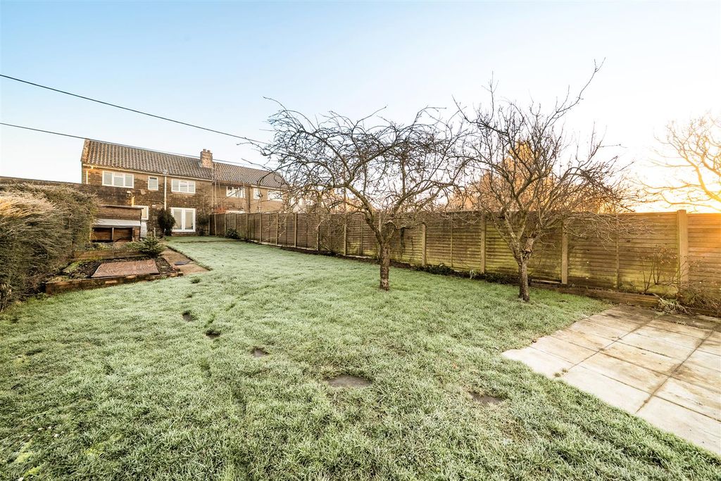 Property photo 1 of 15 Garden