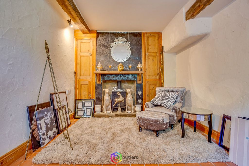 Property photo 3 of 31