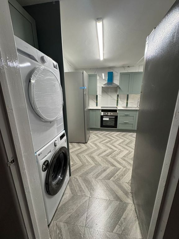 Property photo 3 of 20 Property