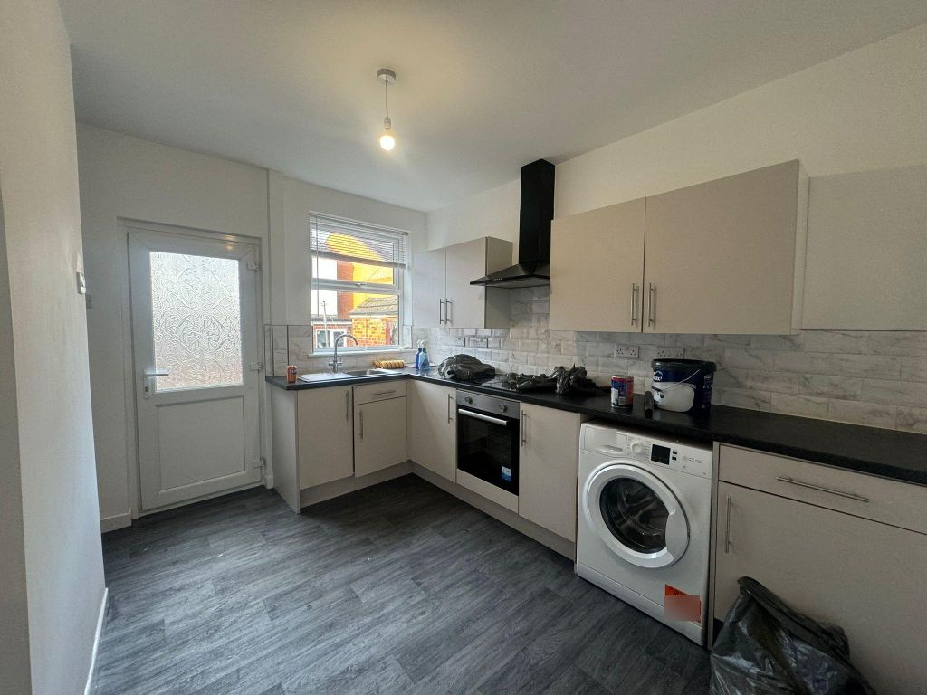 Property photo 2 of 11 Photo 1