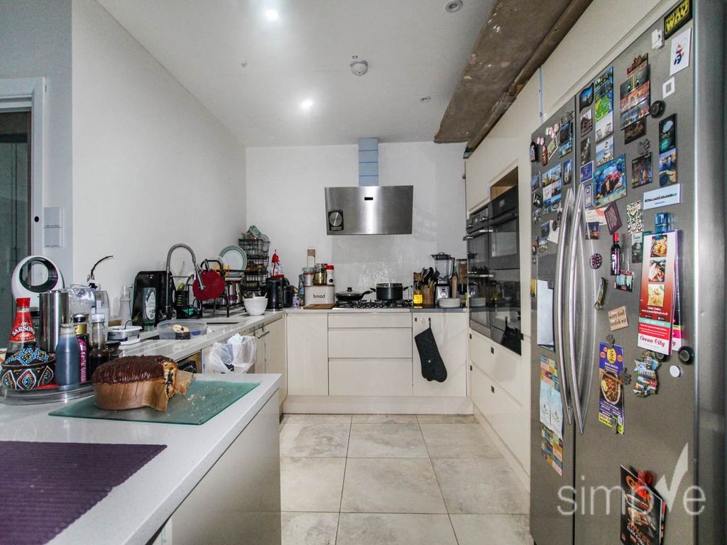 Property photo 1 of 17 Img_7209