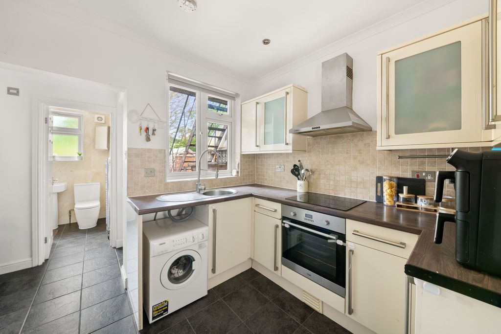 Property photo 2 of 13 Photo 6
