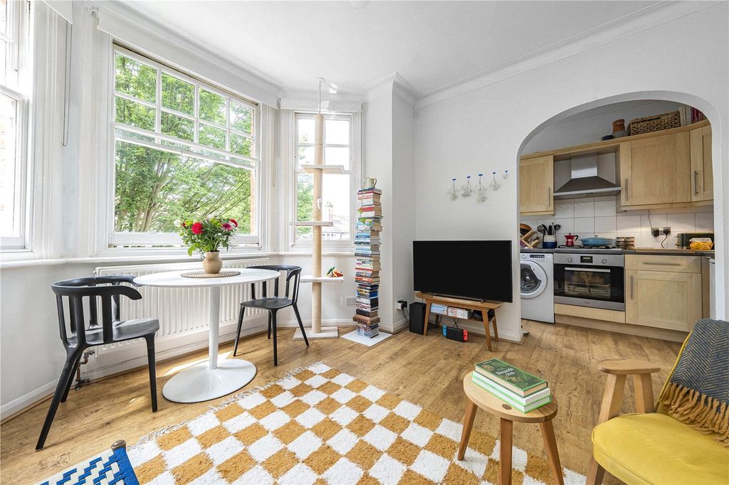 Property photo 2 of 13 Picture No. 02