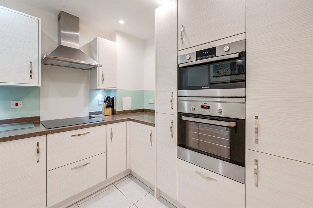 Property photo 3 of 22 Picture No. 40