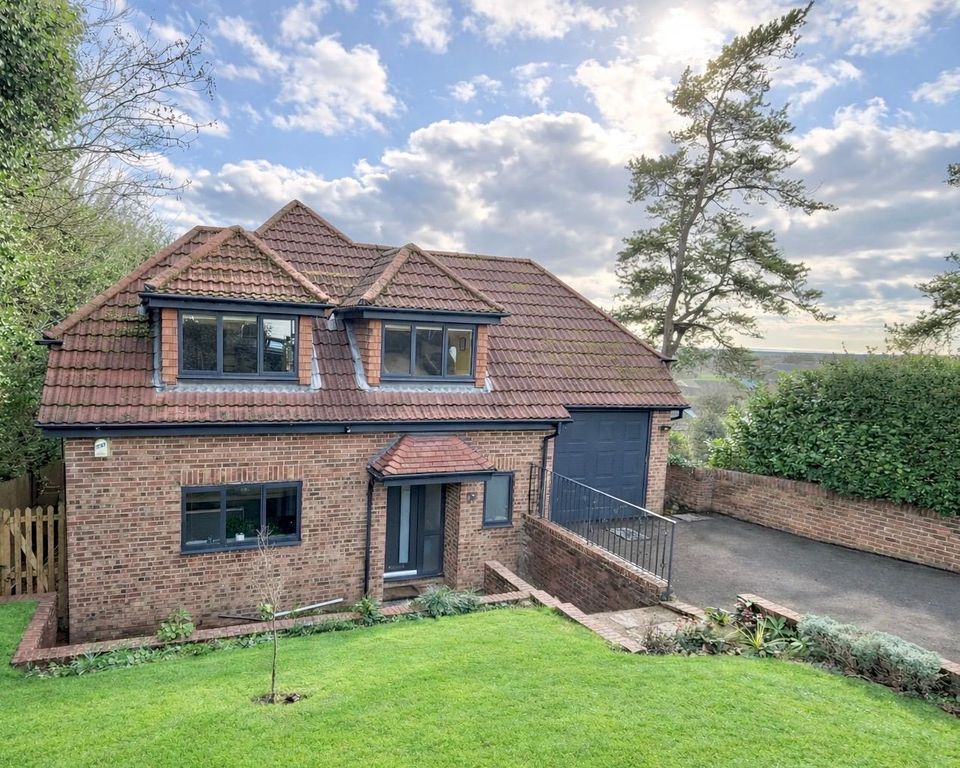 Property photo 3 of 21 Photo #3