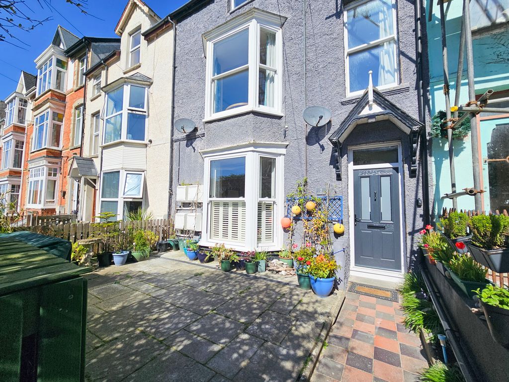 Property photo 2 of 13 2-20250401_123536