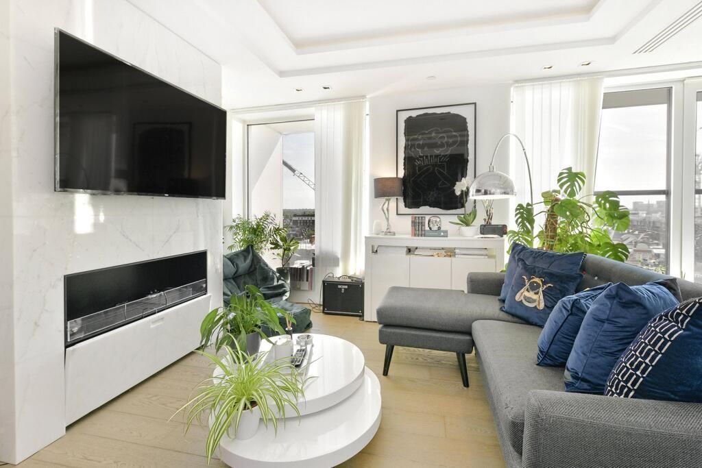 Property photo 3 of 12 2.Jpeg