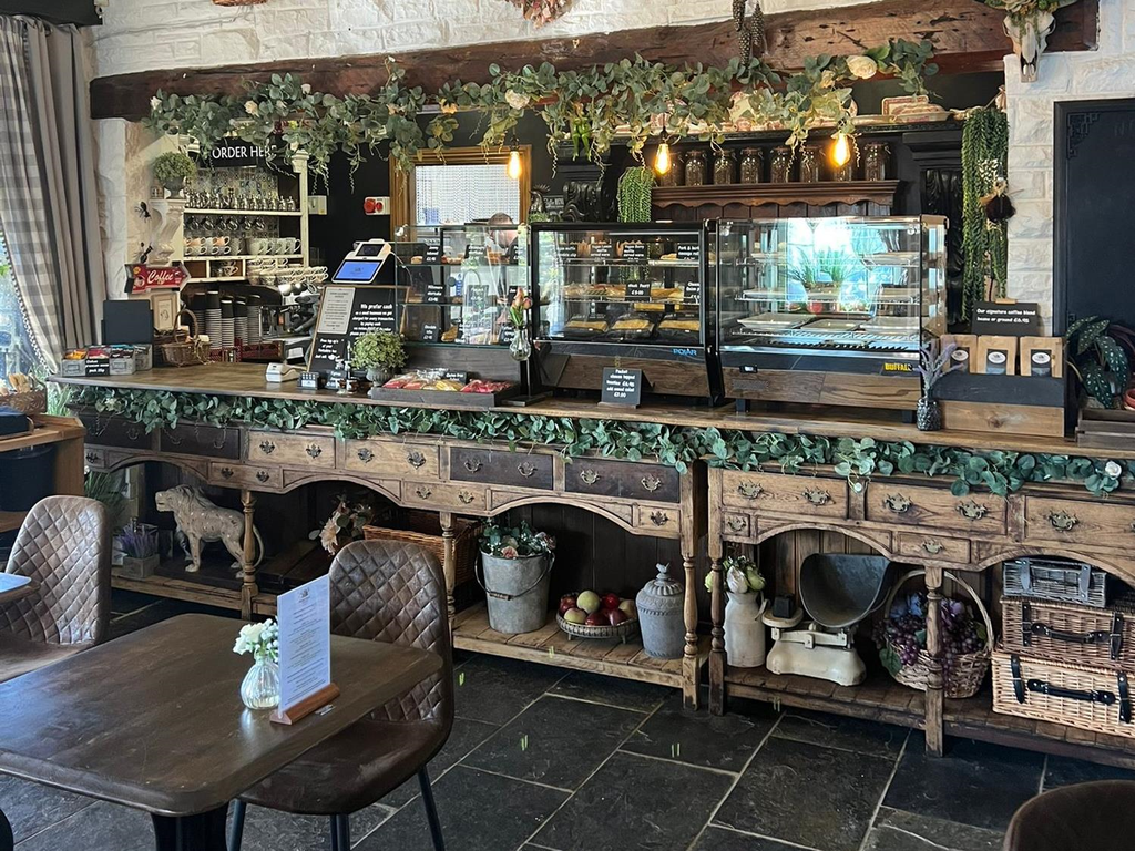 Property photo 3 of 7 Photo 2