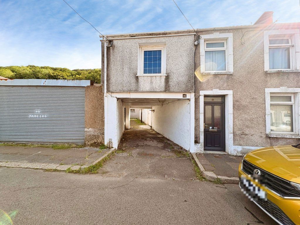 Property photo 1 of 6