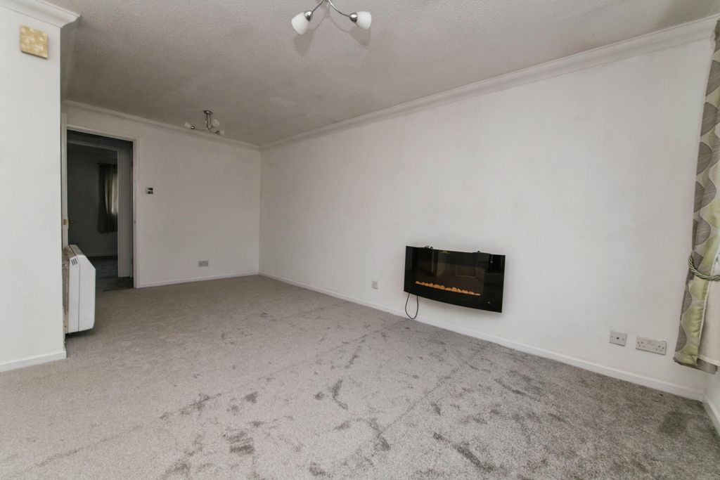 Property photo 3 of 15 Pbox-Img.Jpg