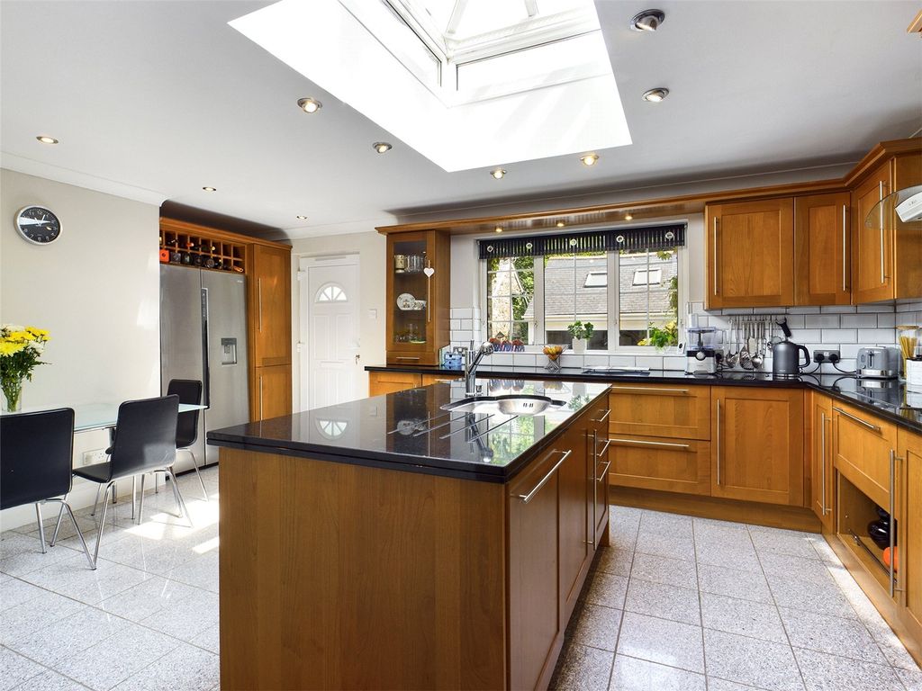 Property photo 3 of 25 Primrose Farm House