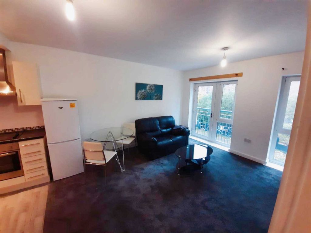 Property photo 3 of 6