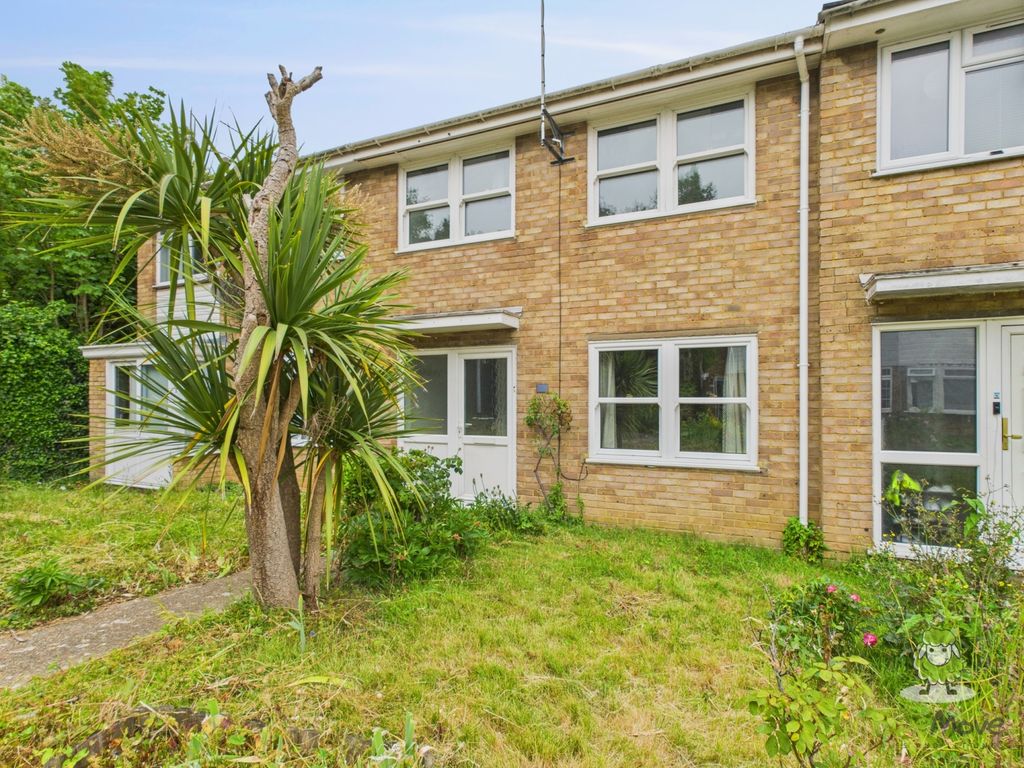 Property photo 1 of 17 Cam01543G0-Pr0133-Still019