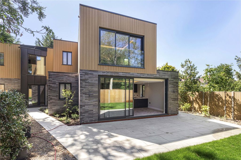 Property photo 1 of 15 Picture No. 06