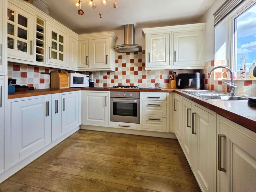 Property photo 3 of 14 Pbox-Img.Jpg