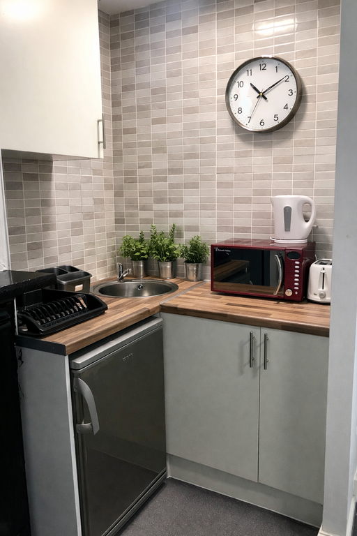 Property photo 3 of 5