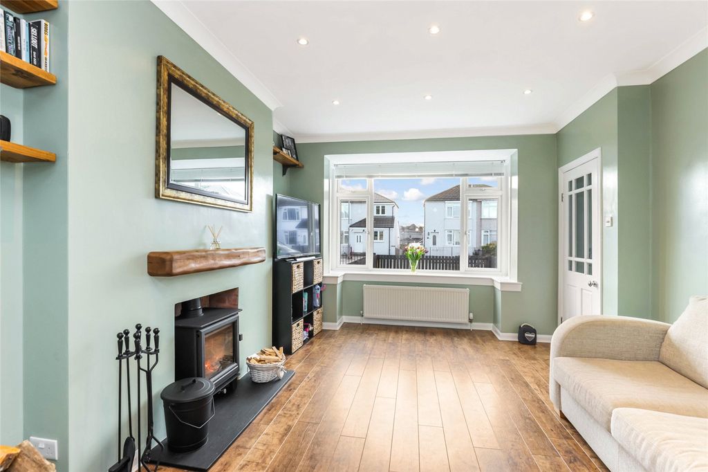 Property photo 3 of 16 Picture No. 04