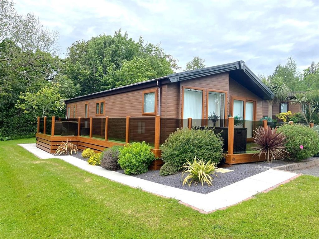 Property photo 1 of 19 13 - Copy.Jpg