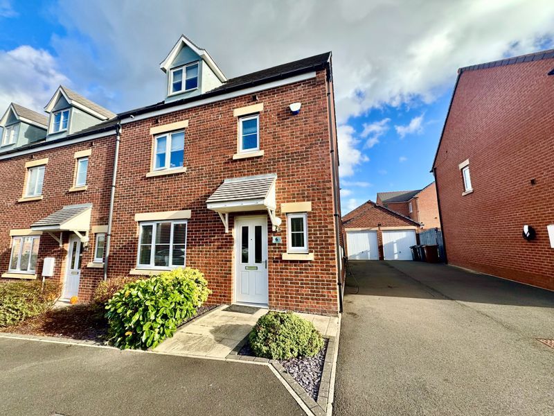 Property photo 3 of 19 Photo 2