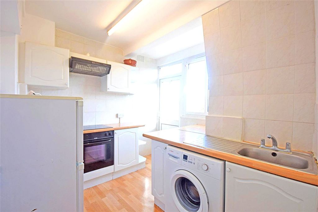 Property photo 3 of 4 Picture No. 09