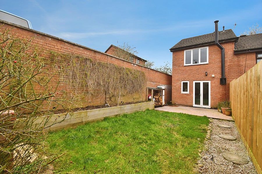 Property photo 3 of 12