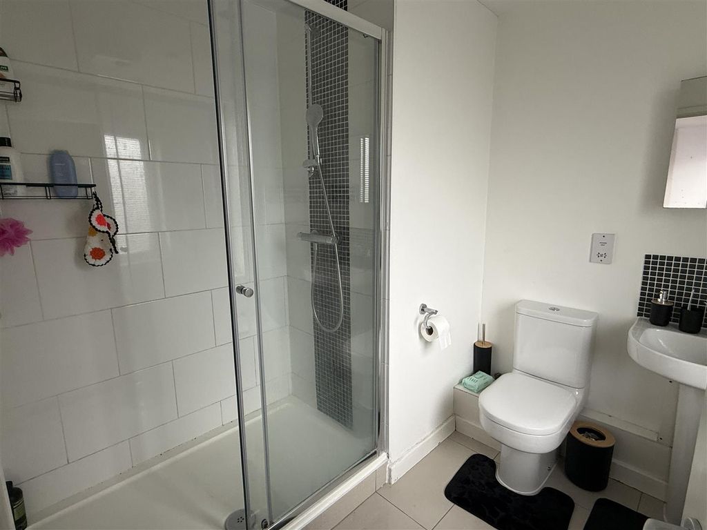 Additional image 15 of 2 bed flat for saleLincoln Road, Peterborough PE1