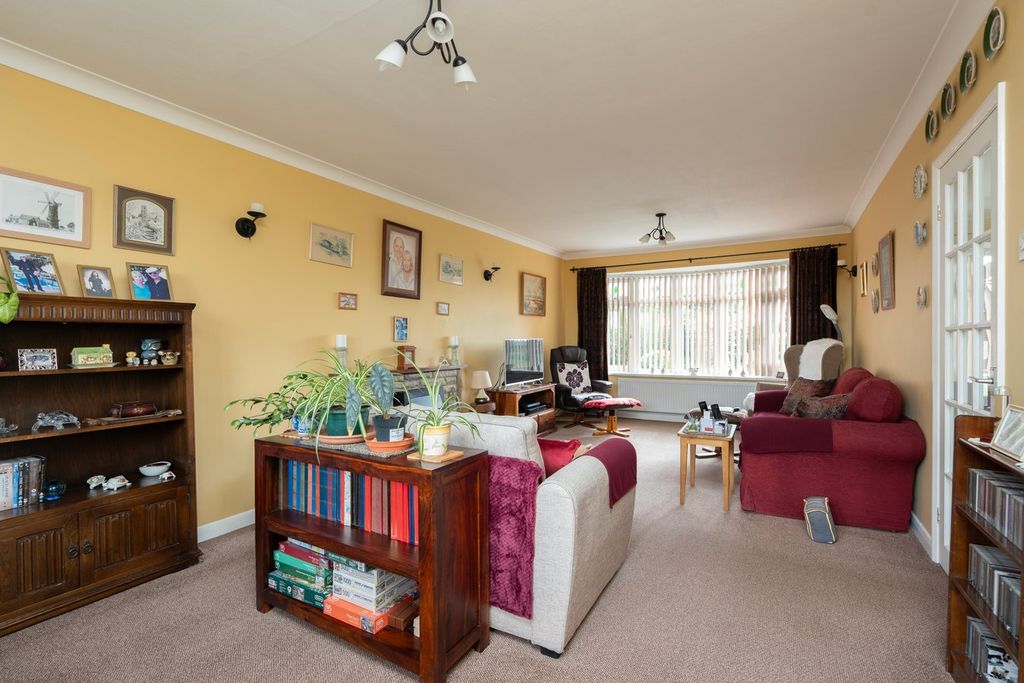 Property photo 2 of 19