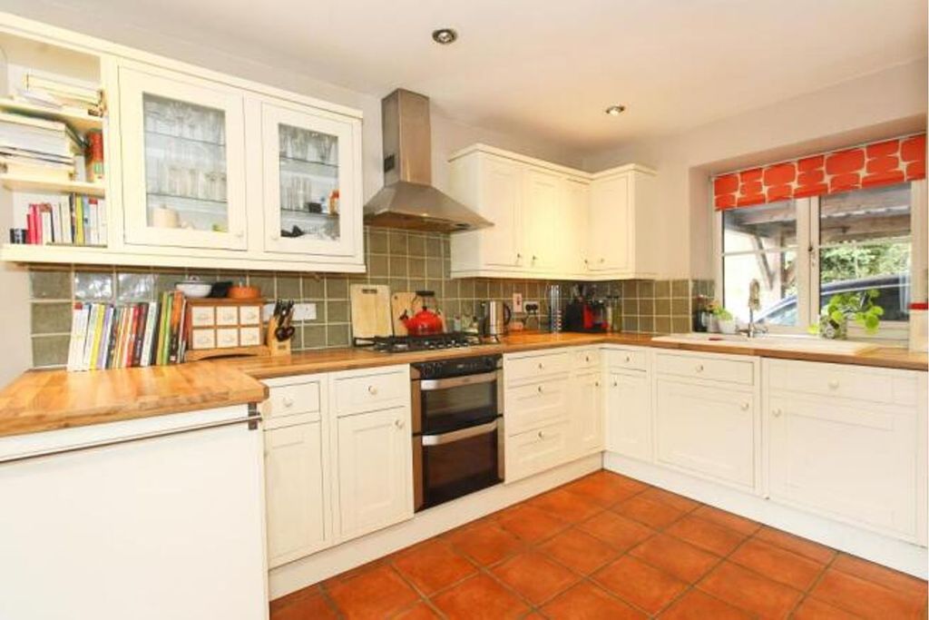 Property photo 2 of 29