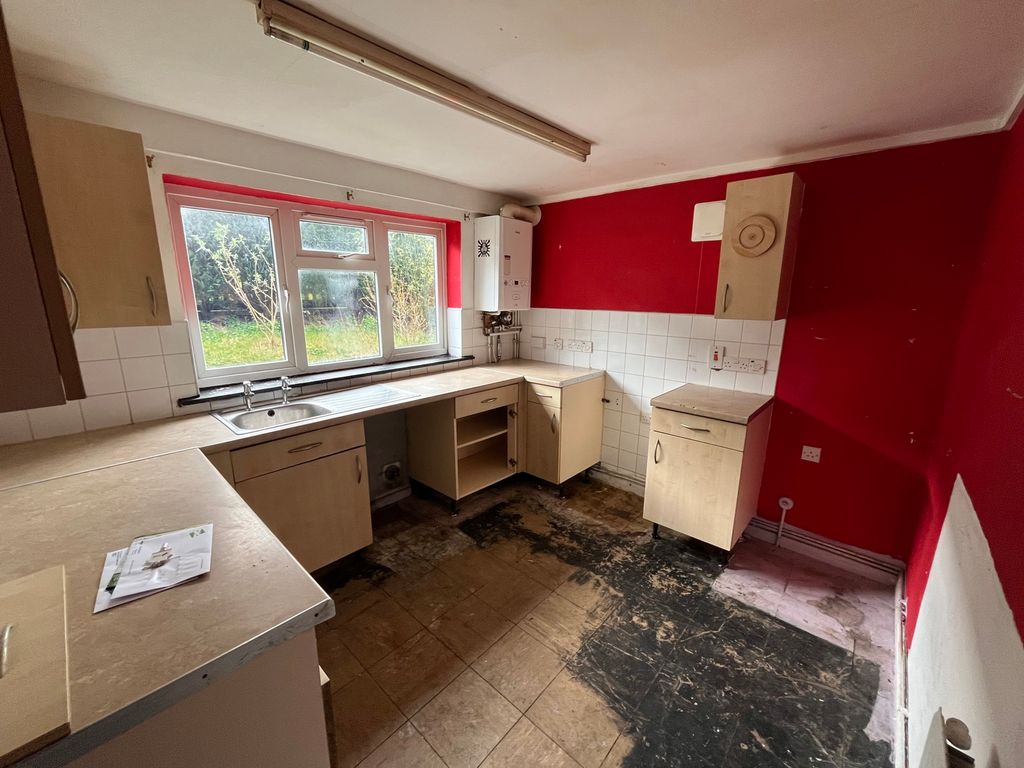 Property photo 3 of 8 Photograph