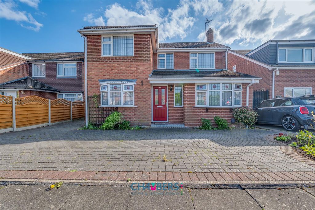 Property photo 1 of 49 Approach