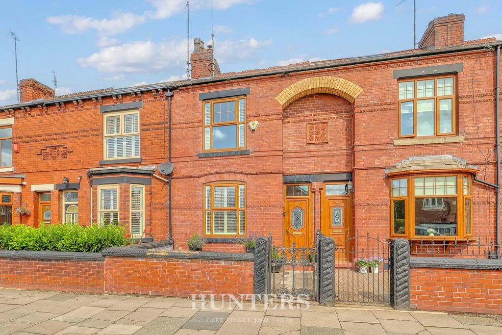 Property photo 1 of 21 Rochdale Road (1).Jpg