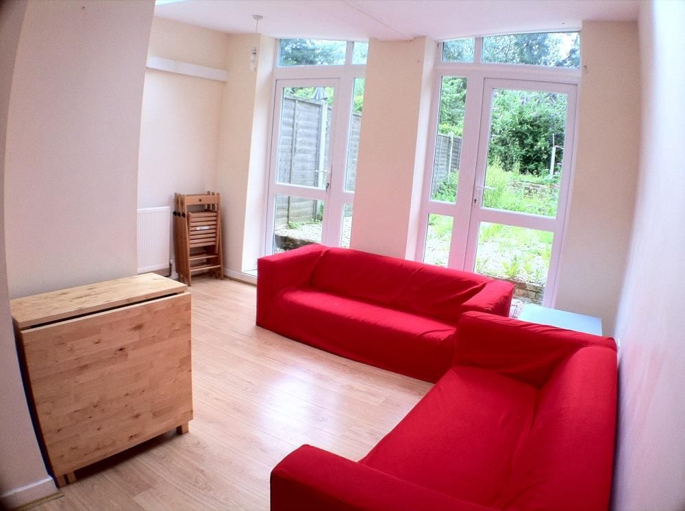 Property photo 2 of 6