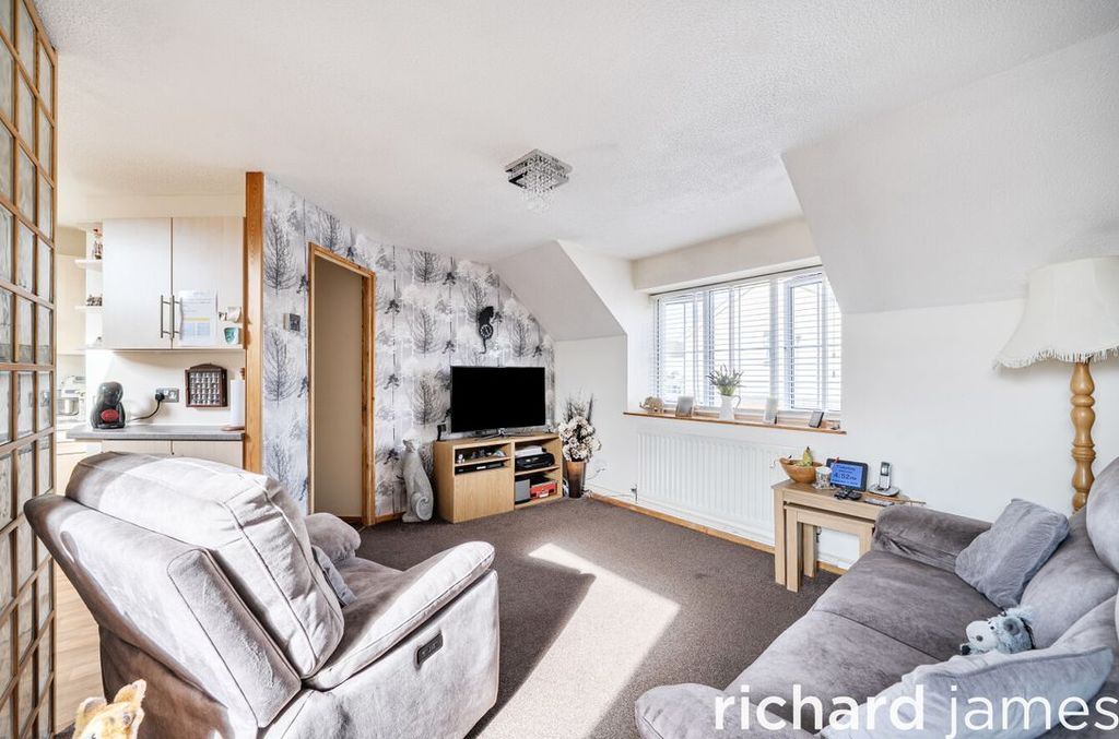 Property photo 2 of 15 F7c92Ed97B8c420c97d16Dfa3109B959
