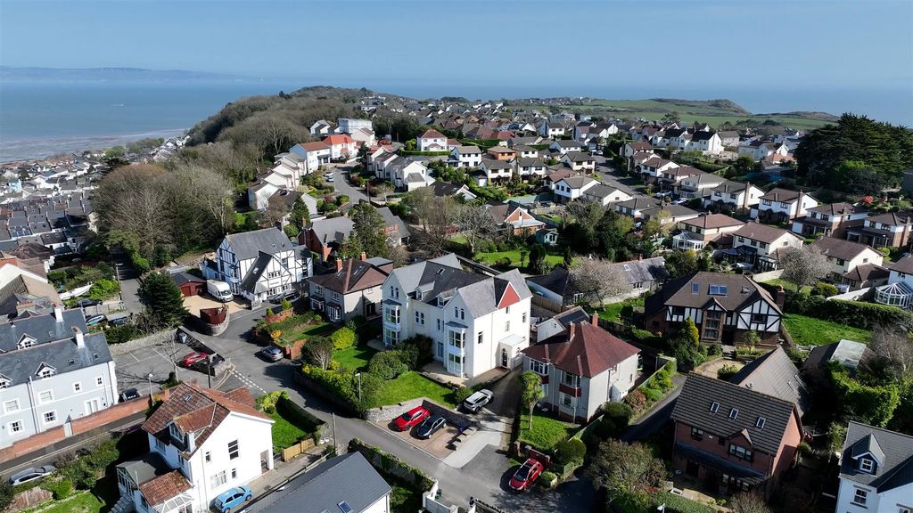 Property photo 2 of 31 Sequence 01.00_03_08_38.Still009.Jpg