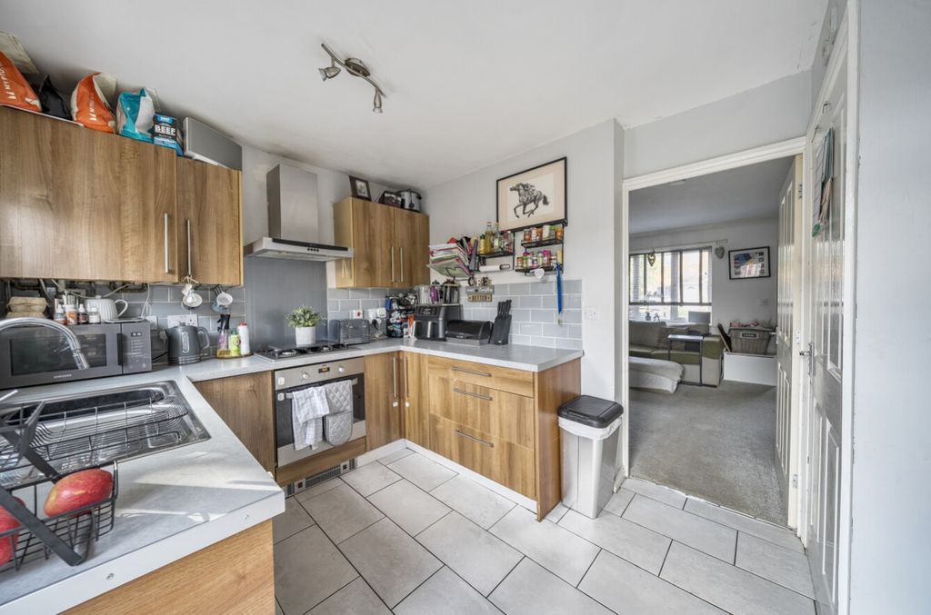 Property photo 3 of 21 1372661-13-68Fa21F9772cc