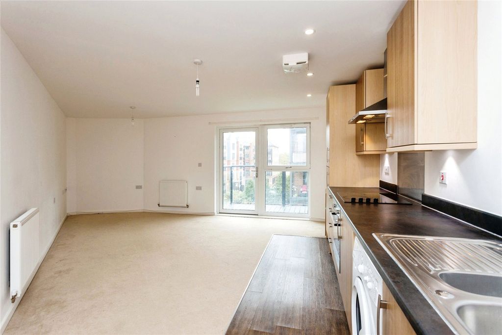Property photo 2 of 13 Picture No. 12