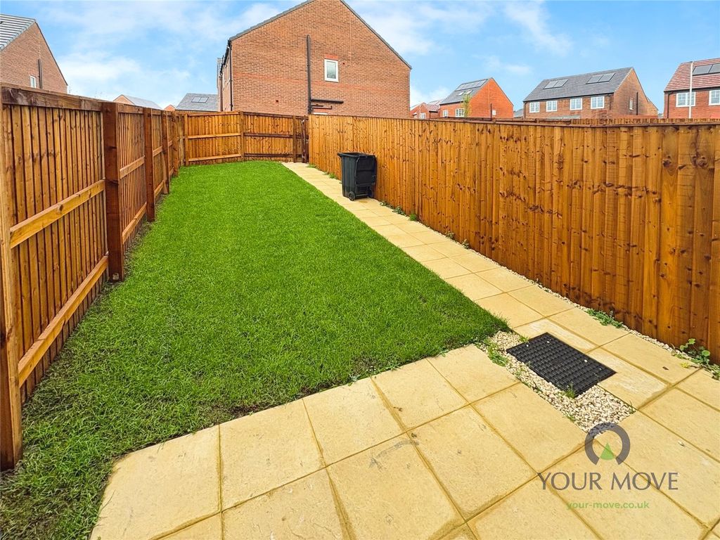 Property photo 2 of 11 Garden