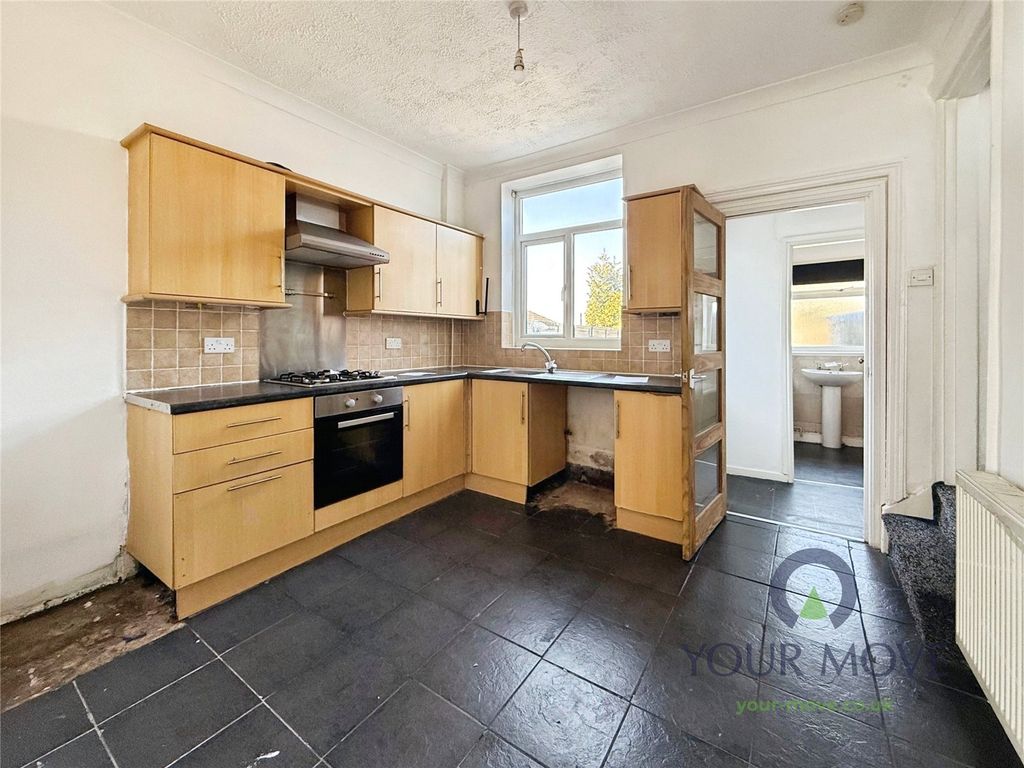 Property photo 3 of 8 Picture No. 02