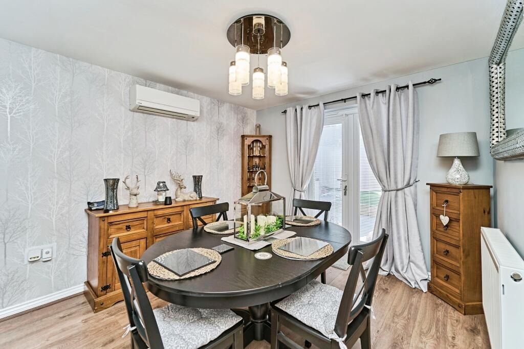 Property photo 3 of 16 4701365