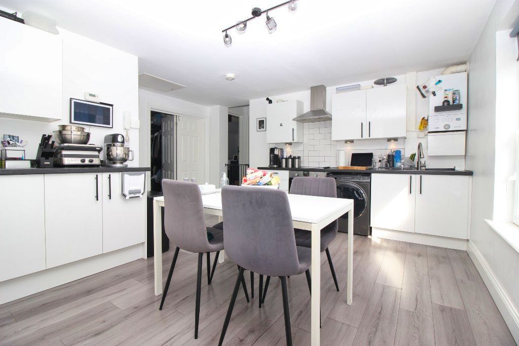 Property photo 2 of 13 Kitchen/Diner