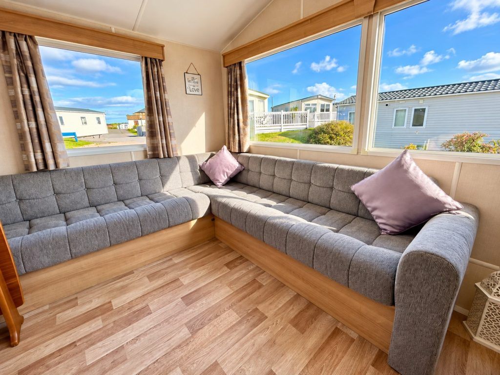 Property photo 1 of 6 Atlas Moonstone 2014 Vs602094 150304610.Jpeg