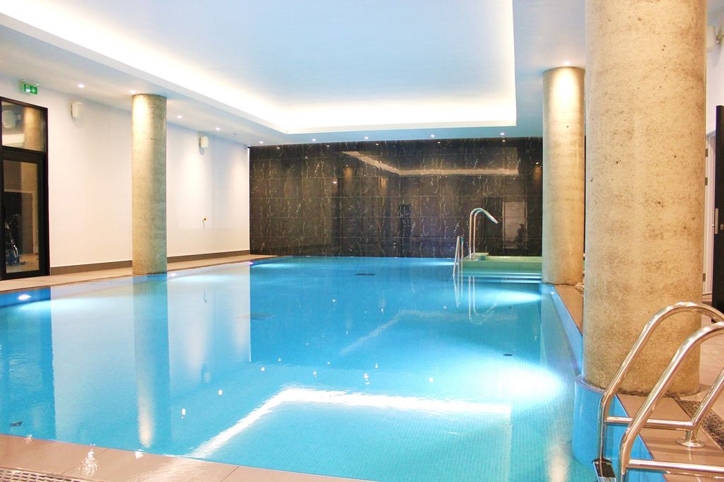 Property photo 2 of 12